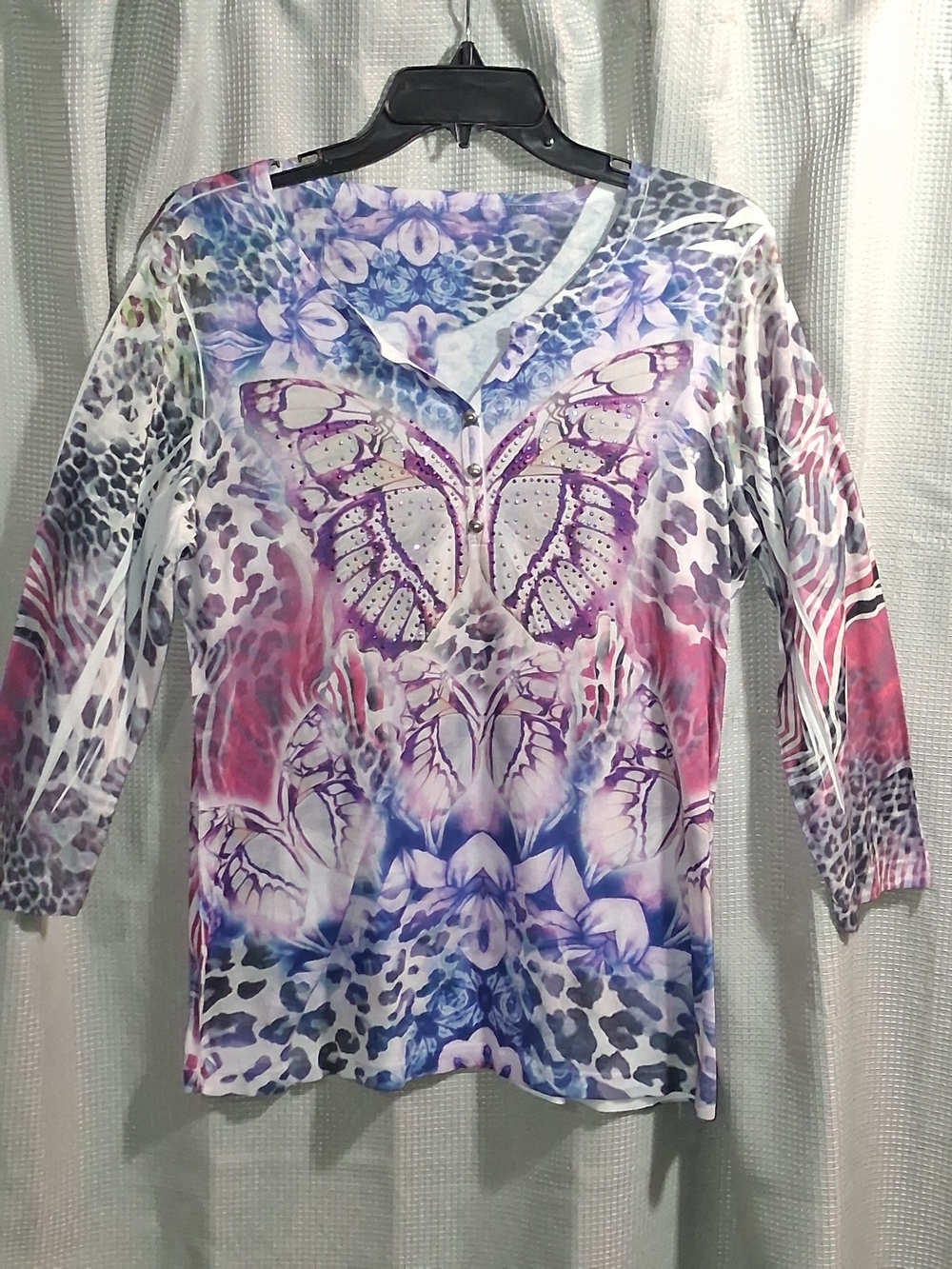 Source Unknown Purple and Pink Butterfly Print Long Sleeve Top